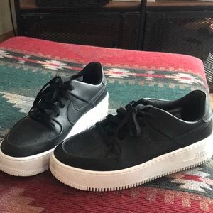Air Force 1 Sage Low Black